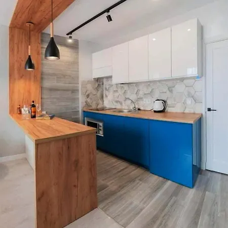 новострой.студия.зеленая.сиховская,пр.красной калини.пасичная. *