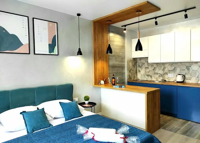 зеленая студия на сиховской *