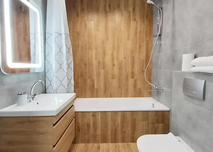 зеленая студия на сиховской * Lviv